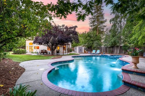 127 Conductor Way, Folsom CA 95630-8022 exterior