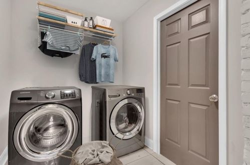 548 Holderness St, Atlanta GA 30310-1750 exterior