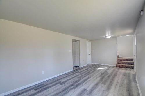 6848 3 Ave, Gary IN 46406-0015 exterior