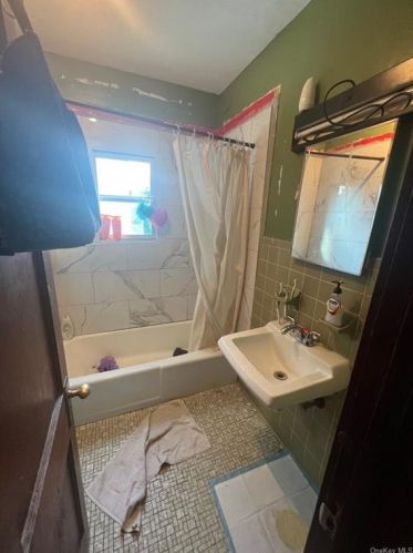 174 Un Ave, Peekskill NY 10566-3445 exterior