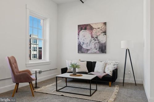 220 Prince St, Lancaster PA 17603-5878 exterior