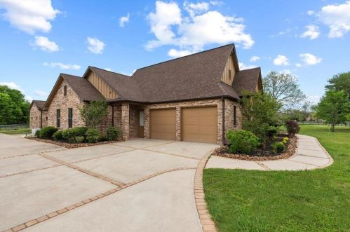 31211 Lower Oxbow Trce, Fulshear TX 77441-4545 exterior