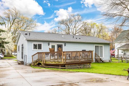 850 Metropolis St, Cottrellville, MI 48039-1549