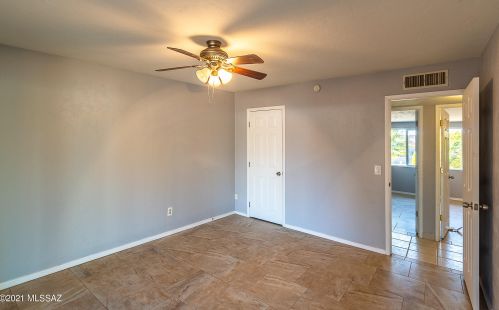 8545 Calle Bolivar, Tucson AZ 85715-5604 exterior