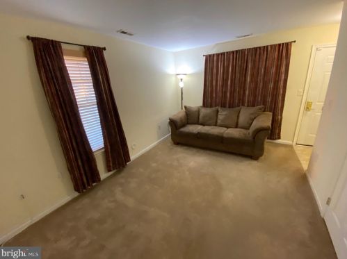 735 40 St, Philadelphia PA 19104-1670 exterior