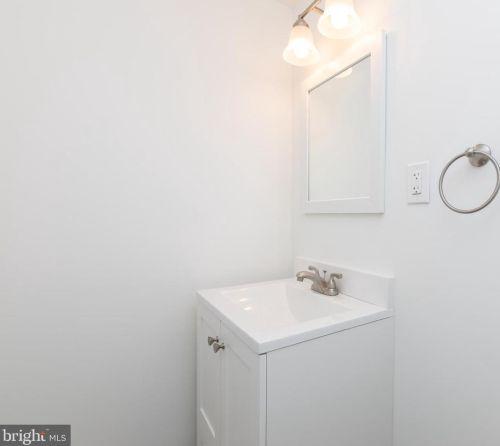 217 Church St, Blenheim NJ 08012-3907 exterior