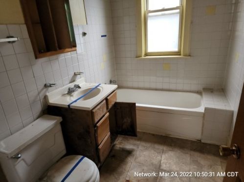 5235 Sangamon St, Chicago IL 60621-1910 exterior