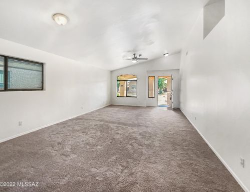 10451 Oakbrook St, Tucson AZ  85747-5965 exterior