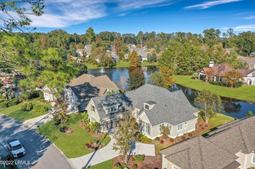 6 Raintree Ln, Bluffton SC 29909-5102 exterior