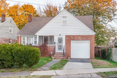 467 37th St, Paterson NJ  07504-1401 exterior