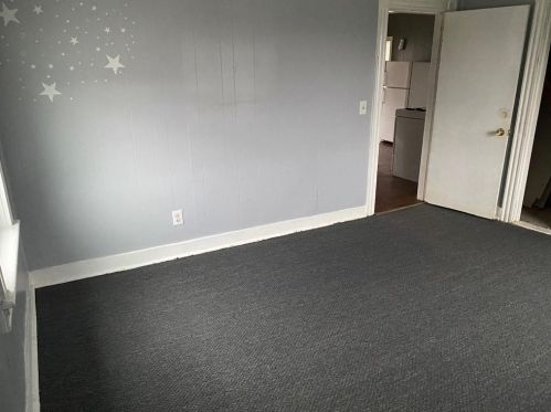 1718 Smith St, Providence RI 02911-2939 exterior