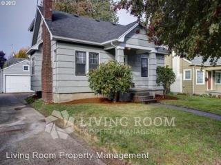 3415 13th Ave, Portland OR  97202-2801 exterior