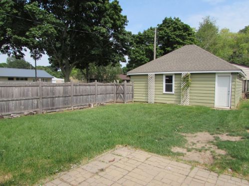 3300 66th St, Milwaukee WI  53219-4211 exterior