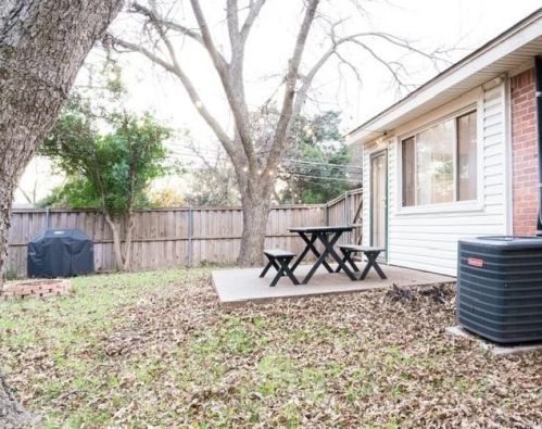 10002 Estacado Dr, Dallas TX 75228-3322 exterior