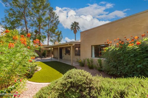 8952 Seneca St, Tucson AZ 85716-3200 exterior