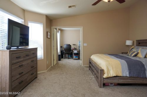 7724 Mcgee Mountain Rd, Tucson AZ 85750-7406 exterior