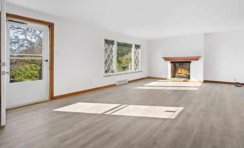 1247 Arrowood Dr, Pittsburgh PA  15243-1803 exterior