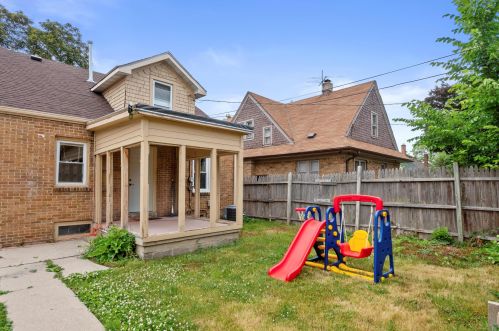 4550 41st St, Milwaukee WI  53209-5818 exterior