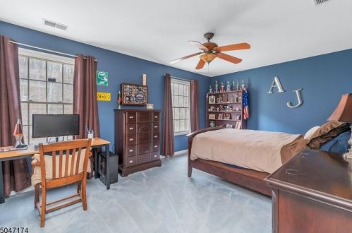 81 Old Boonton Rd, Parsippany NJ 07834-2949 exterior