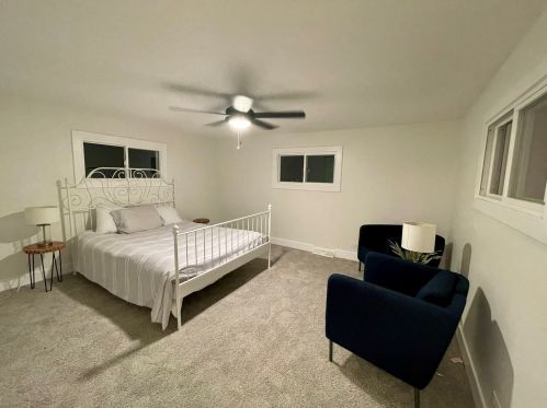 468 Emroy Ave, Elmhurst IL  60126-2019 exterior