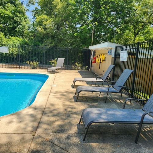 711 Garland Cir, Kalamazoo MI  49008-4402 exterior