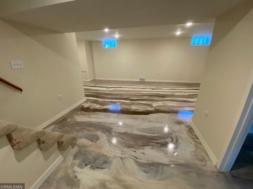 1629 Hazel St, Saint Paul MN 55119-4231 exterior