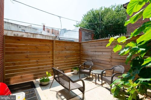 2469 Amber St, Philadelphia PA  19125-1620 exterior