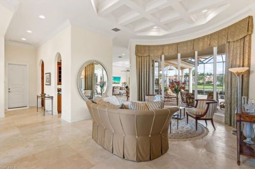 7534 Hogan Ct, Naples FL 34113-3055 exterior