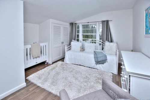 9 Gorham Ave, Westport CT exterior