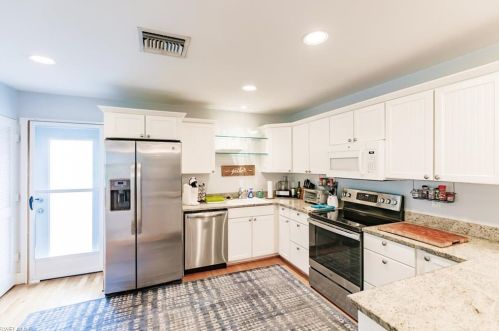 1171 14 Ave, Naples FL 34120-5600 exterior