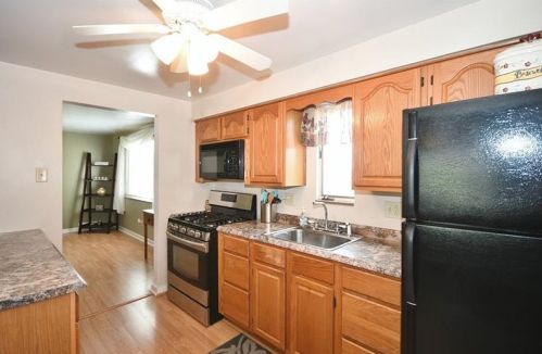 926 Agnew Rd, Pittsburgh PA 15227-3902 exterior