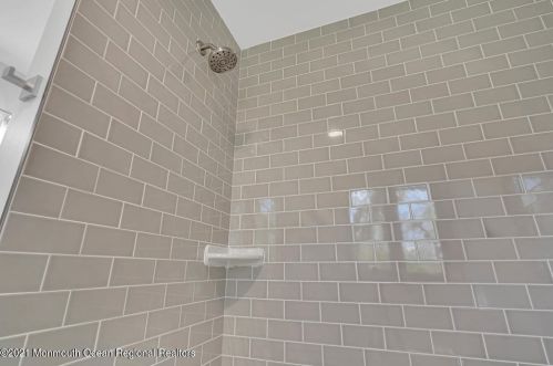 1120 Farmingdale Rd, Jackson Twp NJ  08527-1380 exterior