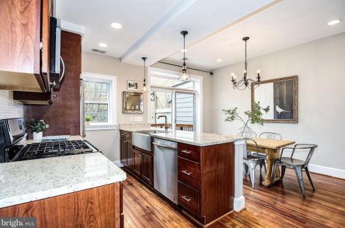 1448 D St, Washington DC  20002-5402 exterior