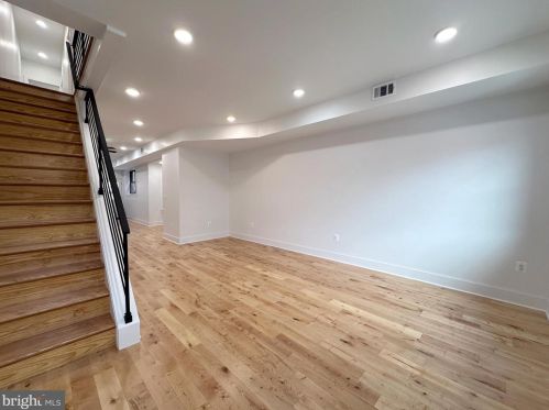 1639 Jackson St, Philadelphia PA 19145-3617 exterior