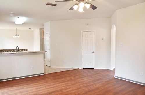 8522 Sports Hvn Dr, Humble TX 77346-6000 exterior