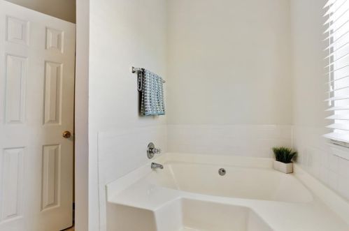 5295 Salem Springs Dr, Lithonia GA  30038-4847 exterior