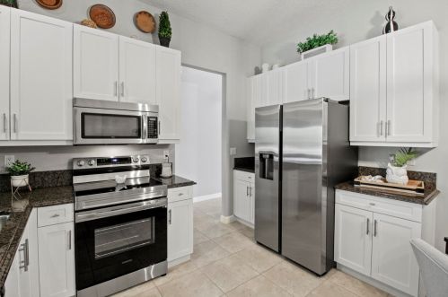 10671 Waterway Ln, Fort Pierce FL  34987-1910 exterior