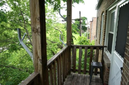 6116 Hamilton Ave, Chicago IL 60659-4212 exterior