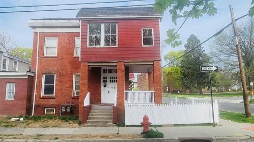 48 Conklin St, Poughkeepsie NY  12601-2408 exterior