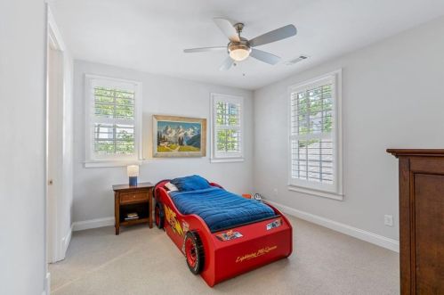 4698 Conway Dr, Atlanta GA 30327-3520 exterior