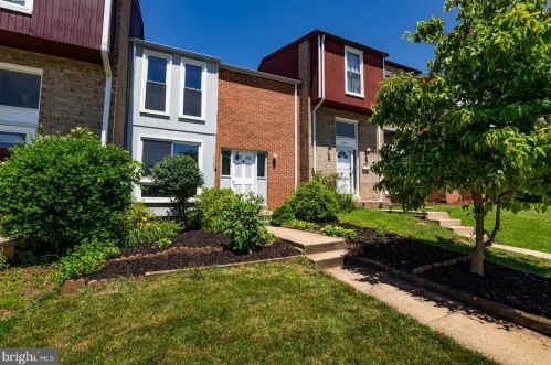 17668 Horizon Pl, Rockville, MD 20855-1348