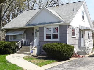 12217 Ridgeway Ave, Chicago IL  60803-1305 exterior