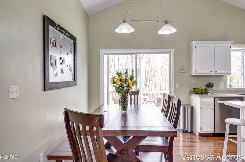 14956 Treevalley Dr, Cedar Springs MI 49319-8146 exterior