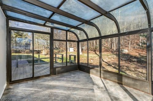 15 Shenandoah Cres, Wharton NJ  07885-2910 exterior