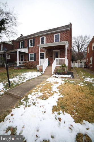 1180 Maple Ave, Lancaster PA 17603-4848 exterior