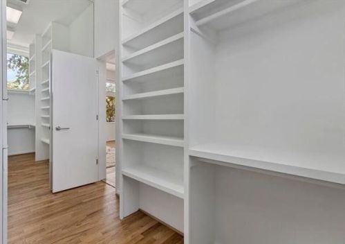 9562 Ash Creek Dr, Dallas TX  75228-3770 exterior