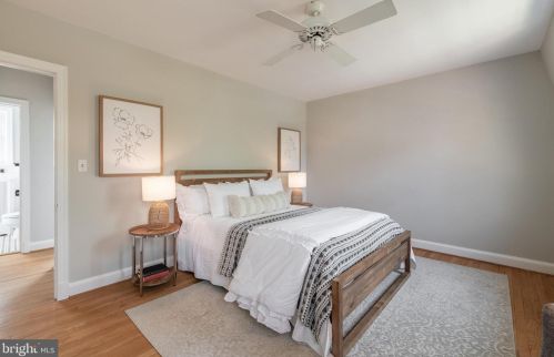 5 Maple St, Alexandria VA 22301-2603 exterior