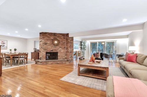 21 Spring Hill Dr, Town Center, NJ 07052-2411