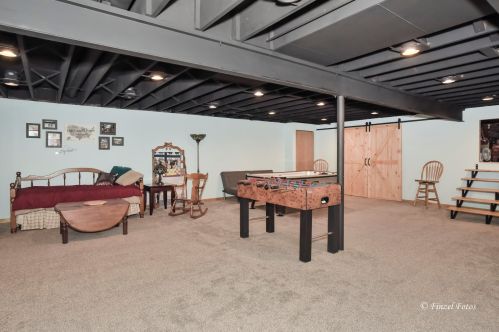 14815 Lilac Ln, Bull Valley IL exterior