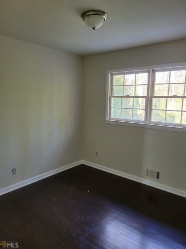 3182 Cherry Valley Dr, Atlanta GA  30316-4828 exterior